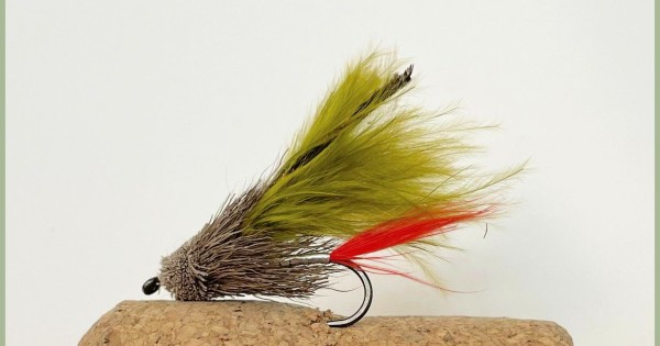 Black Fritz Cats Whisker Barbless (Size 10) – Peaks Fly Fishing