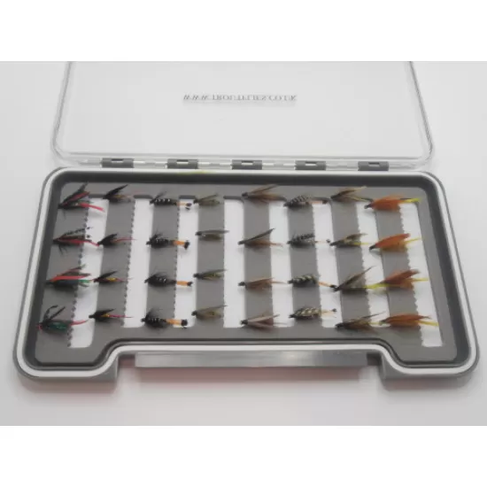 Boxed Set 32 Loch Flies