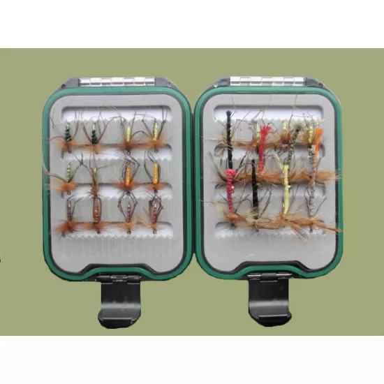 Lanyard Box - 24 Barbless Daddys and Hoppers