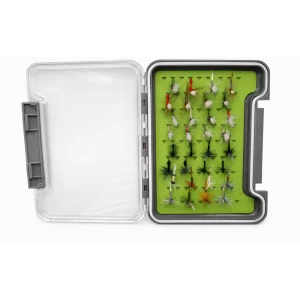 32 Parachute, Klinkhammer and Traditional Flies in a Troutflies Silicone MEDIUM green Box
